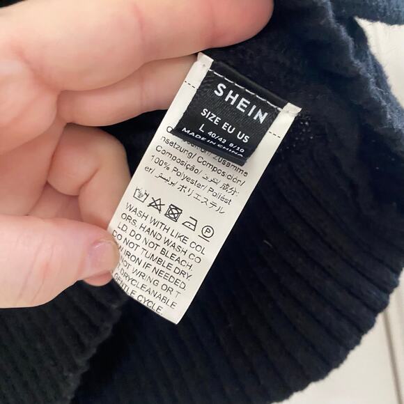 SHEIN • Black Cable Knit Ruffle Trim Crew Neck Sleeveless Sweater - Picture 4 of 5